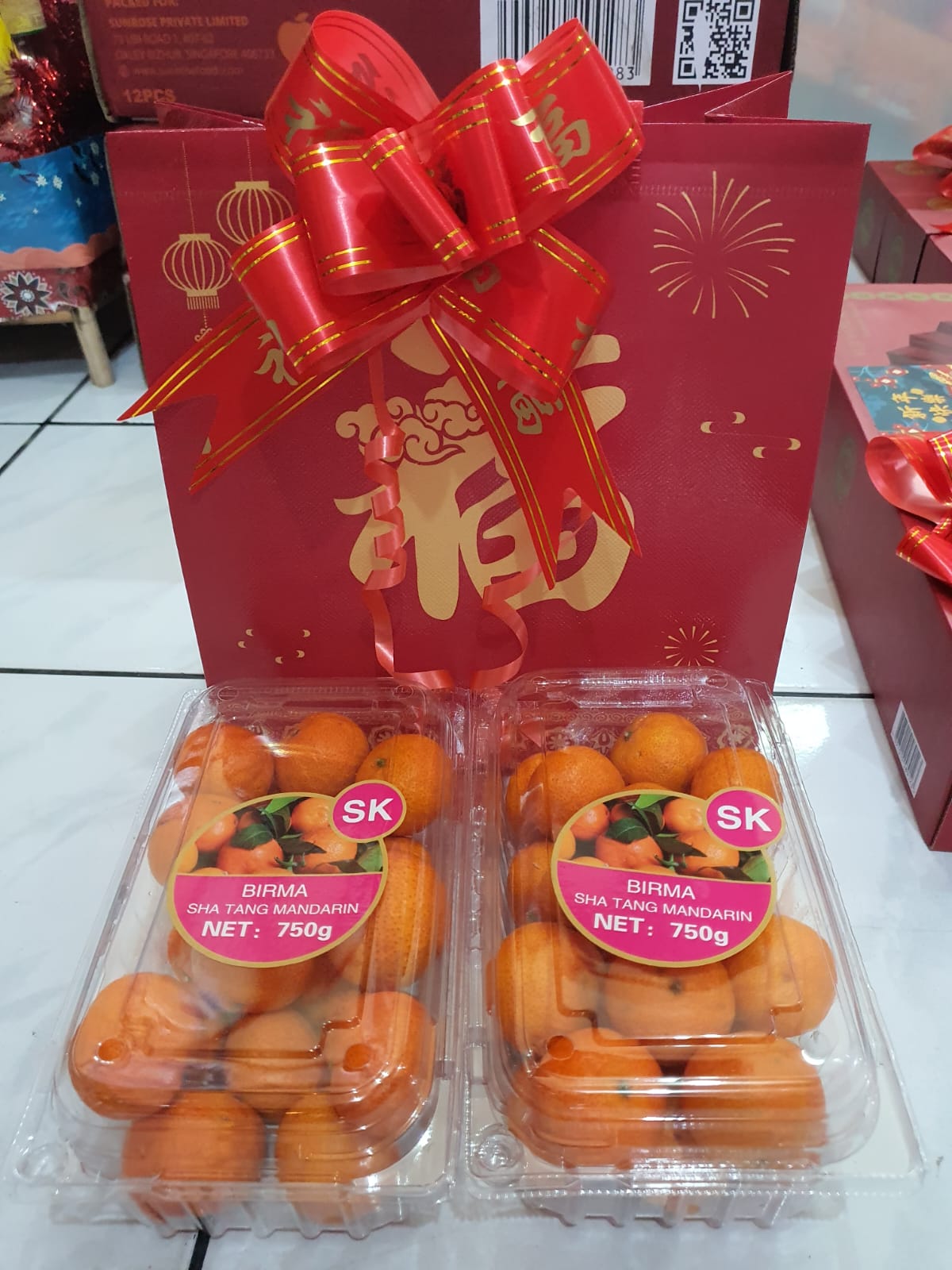 Golden Mandarin Hampers