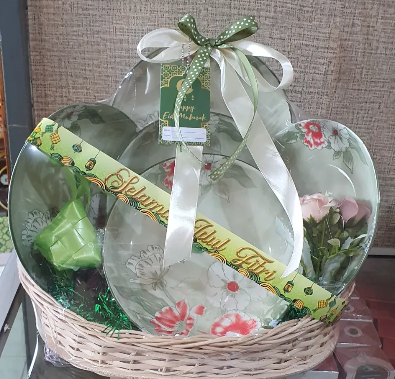 Parcel Idul Fitri Keramik S06